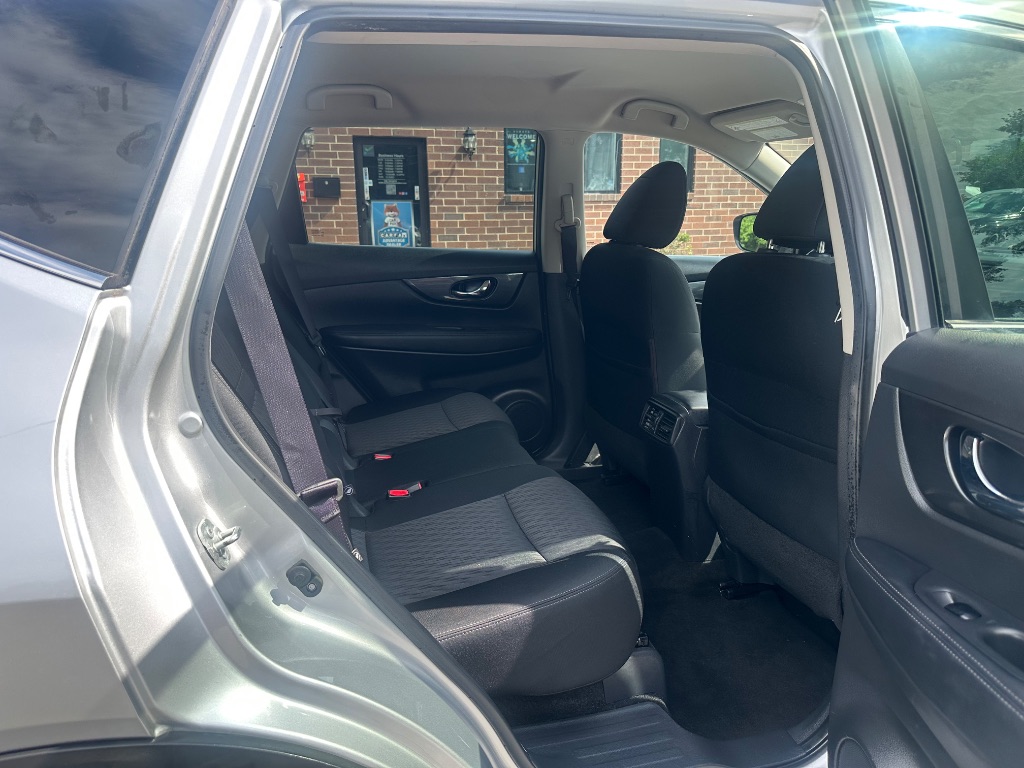 2017 Nissan Rogue - $10,999