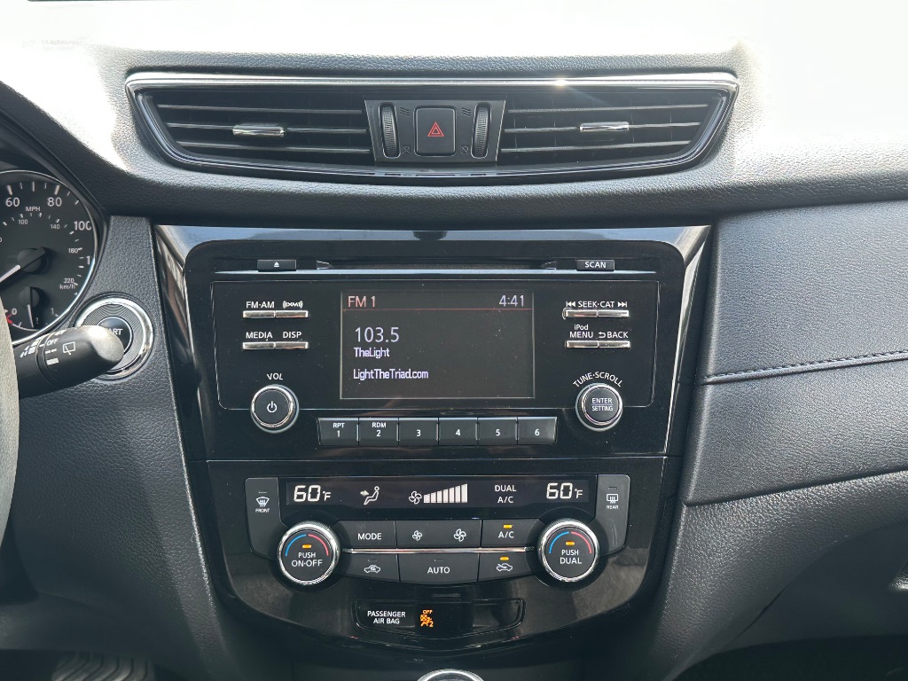 2017 Nissan Rogue - $10,999