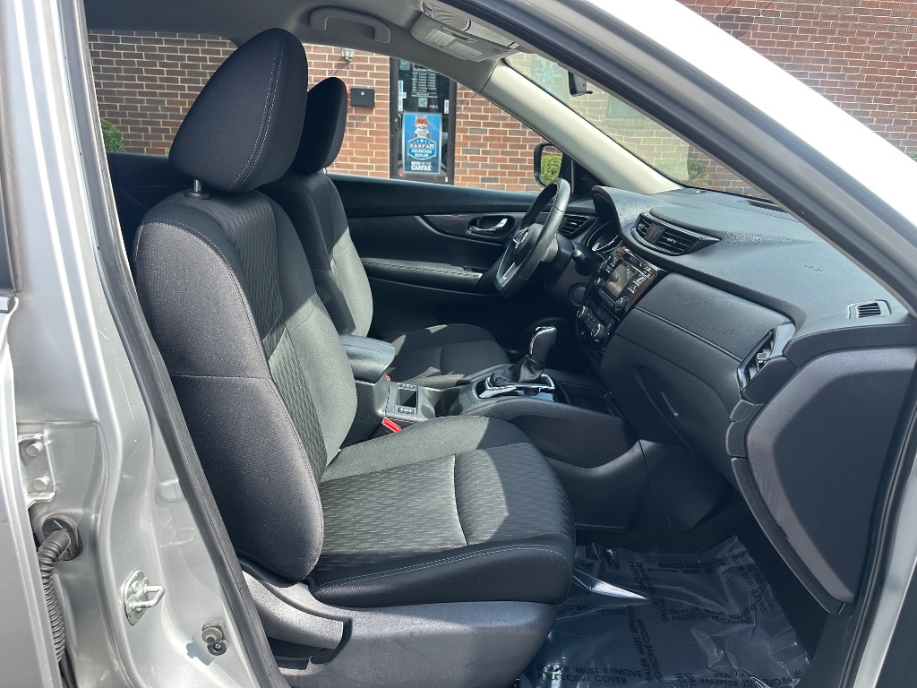 2017 Nissan Rogue - $10,999