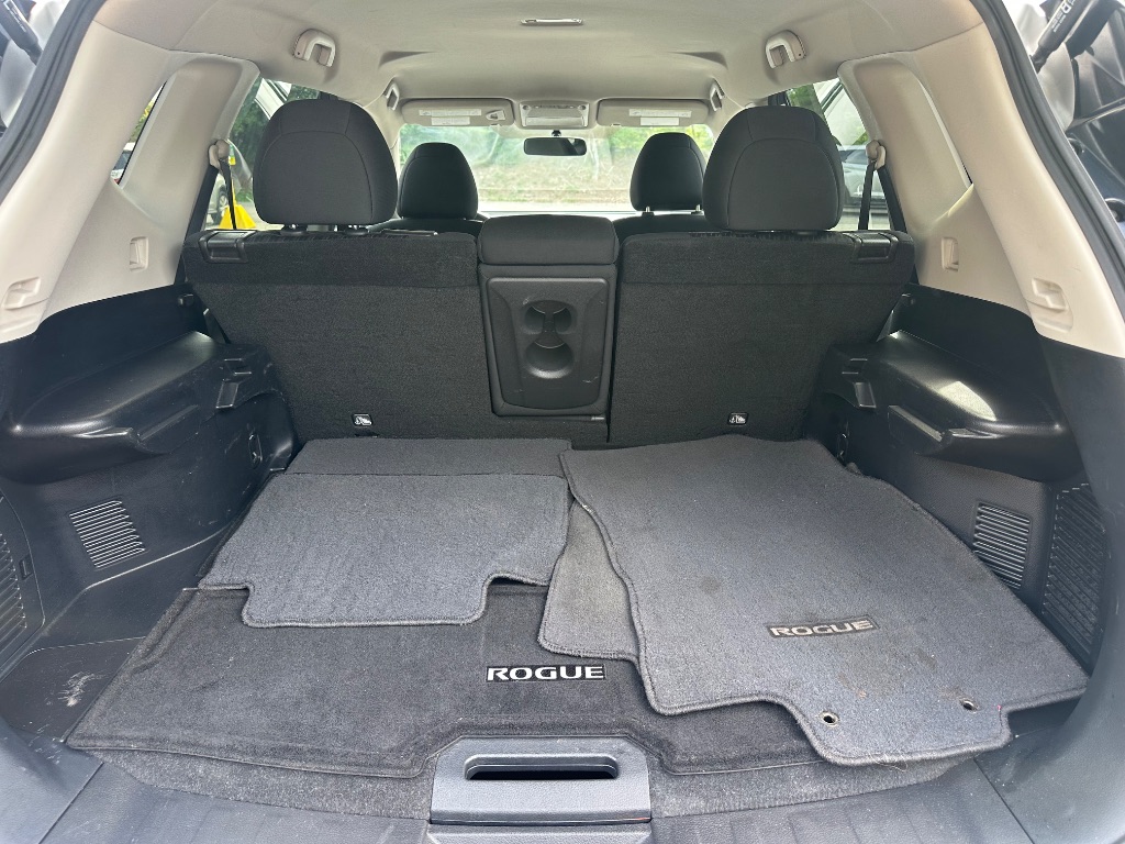 2017 Nissan Rogue - $10,999