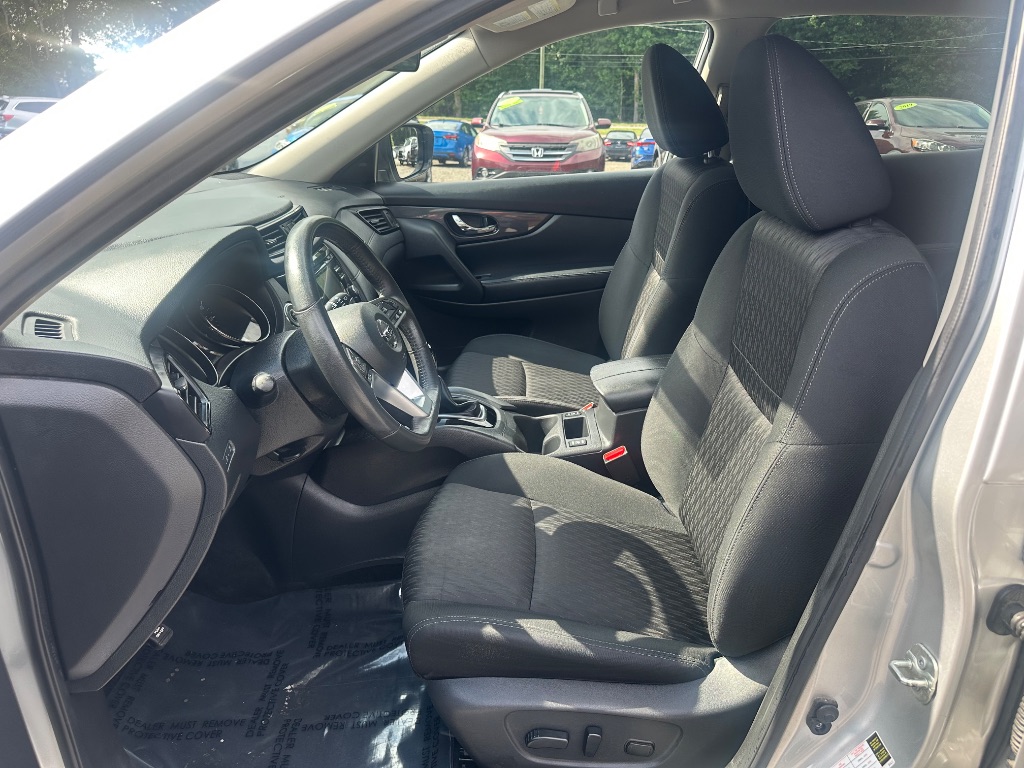 2017 Nissan Rogue - $10,999