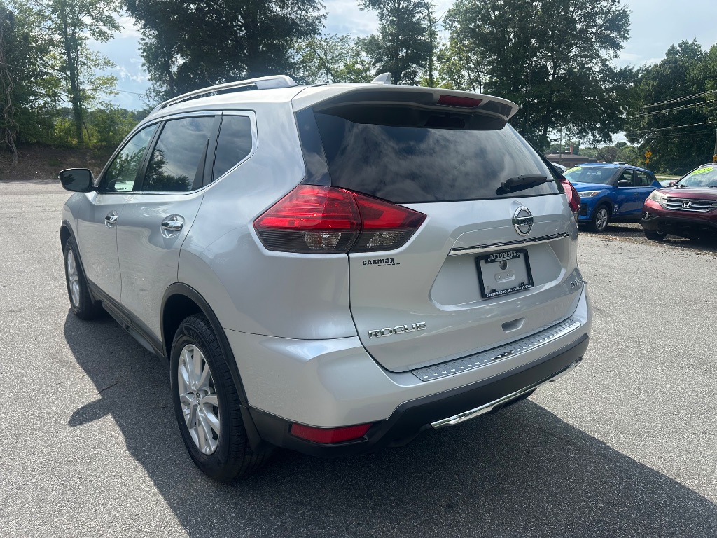 2017 Nissan Rogue - $10,999