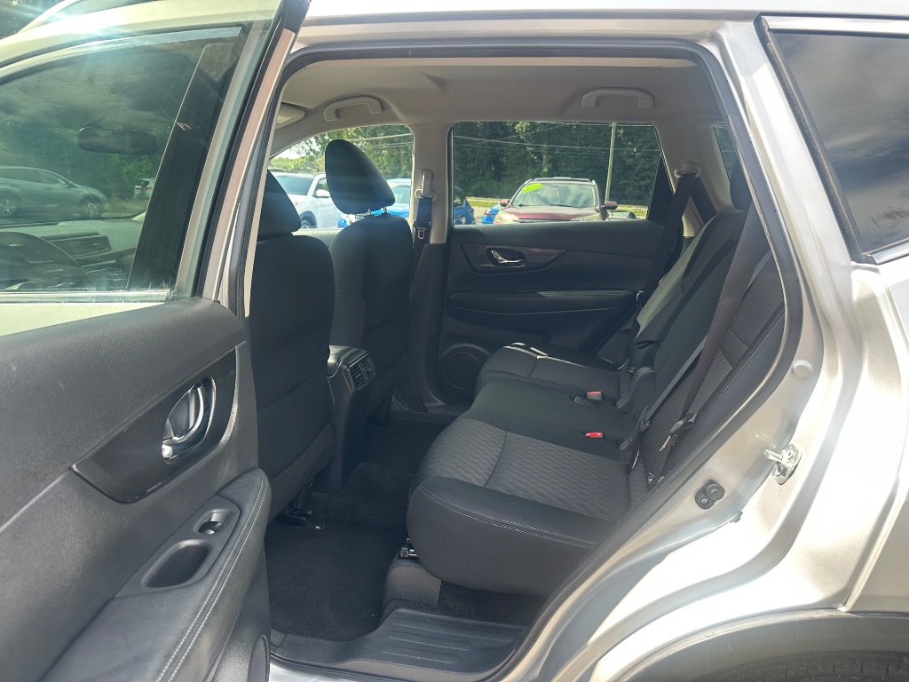 2017 Nissan Rogue - $10,999