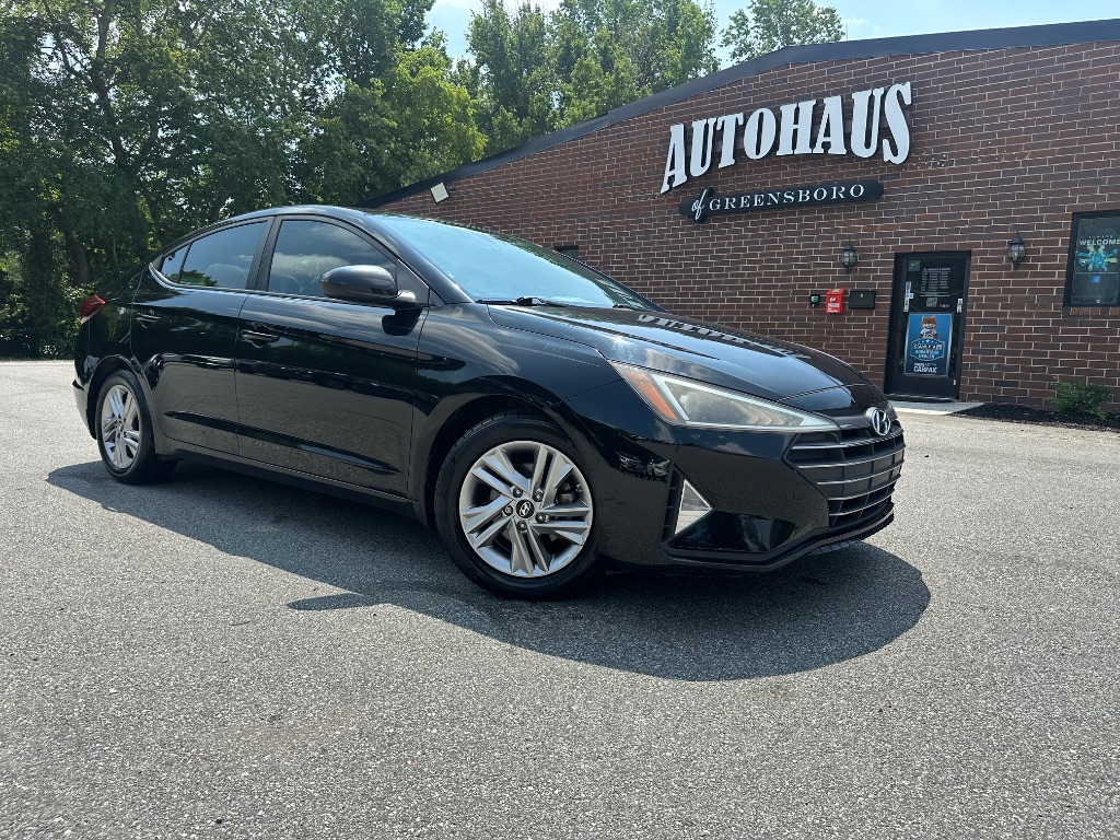 2019 Hyundai Elantra - $10,999