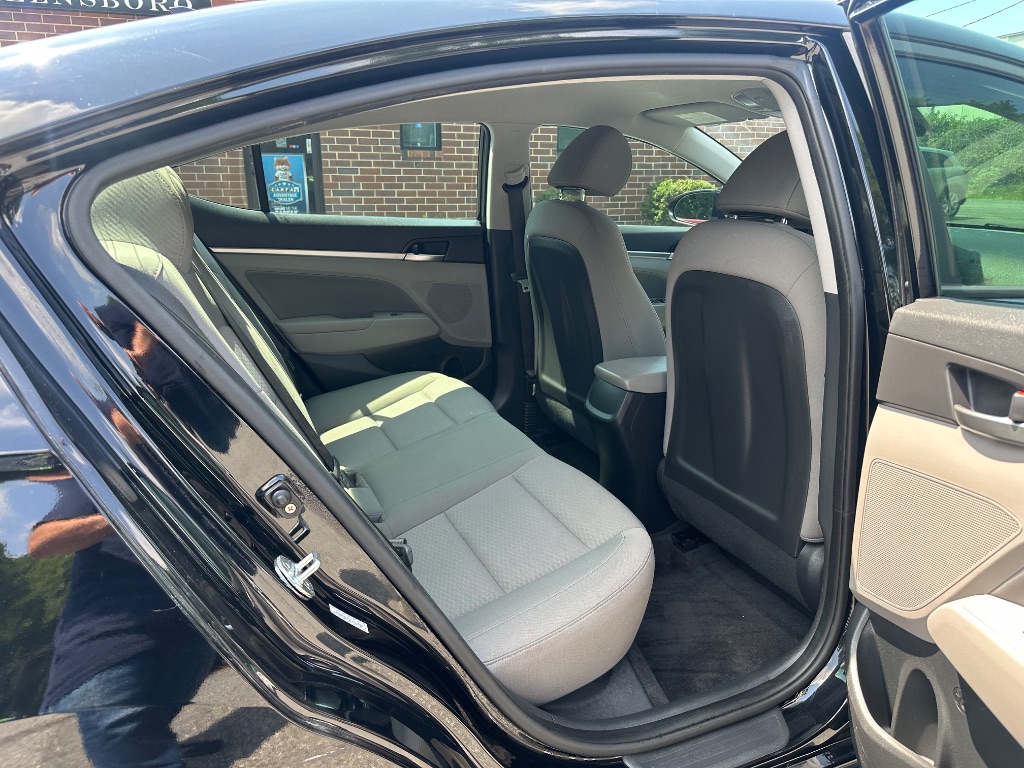 2019 Hyundai Elantra - $10,999