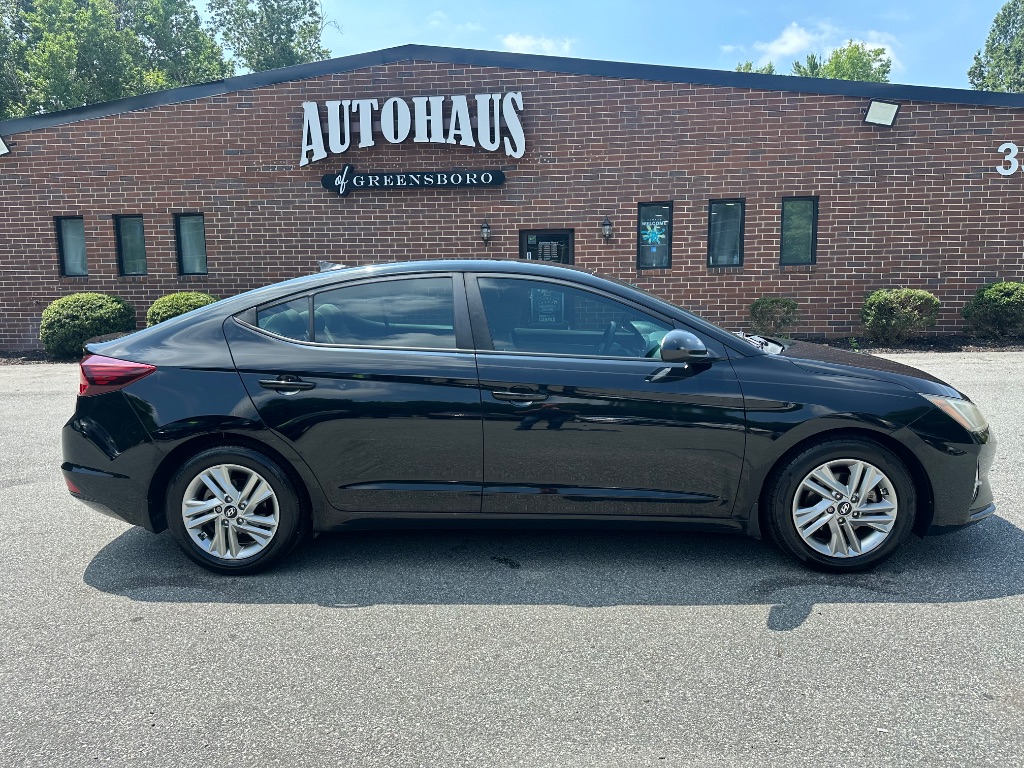 2019 Hyundai Elantra - $10,999
