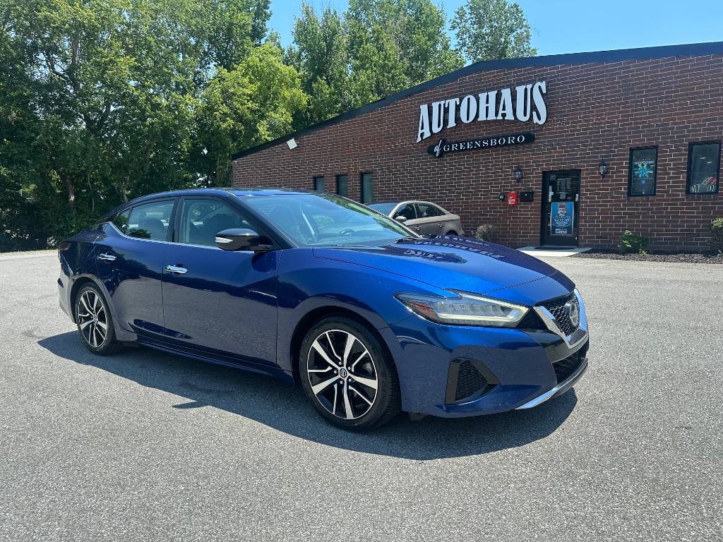 Blue 2021 Nissan Maxima Sedan Front-Wheel Drive Automatic