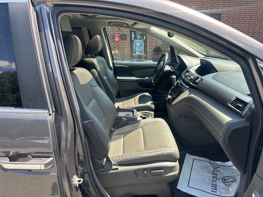 2016 Honda Odyssey - $14,499