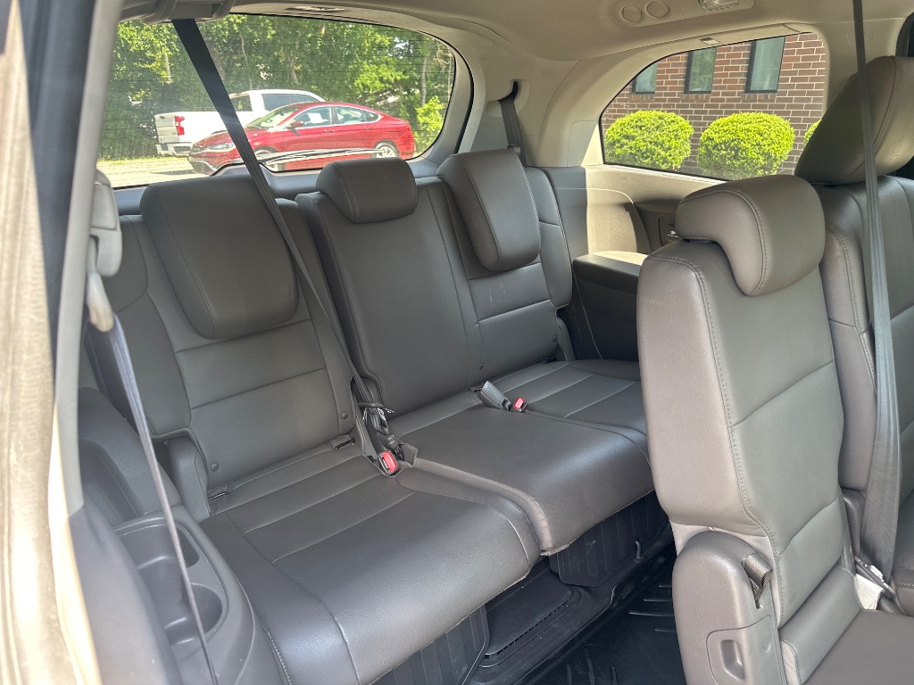 2016 Honda Odyssey - $14,499
