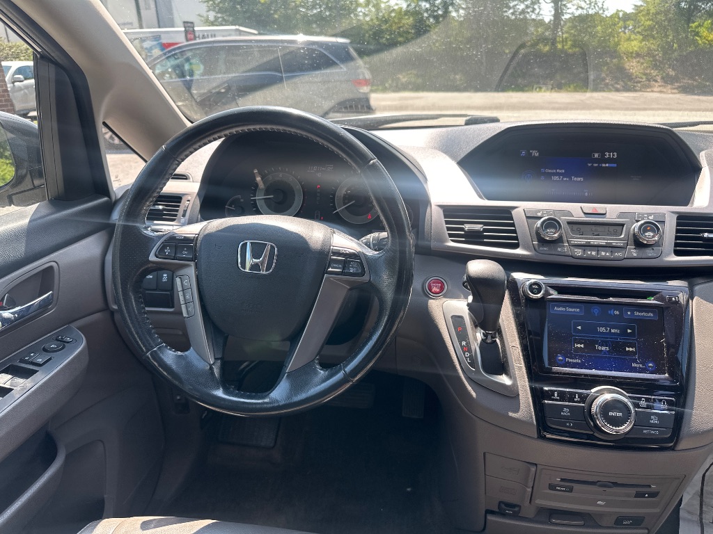 2016 Honda Odyssey - $14,499