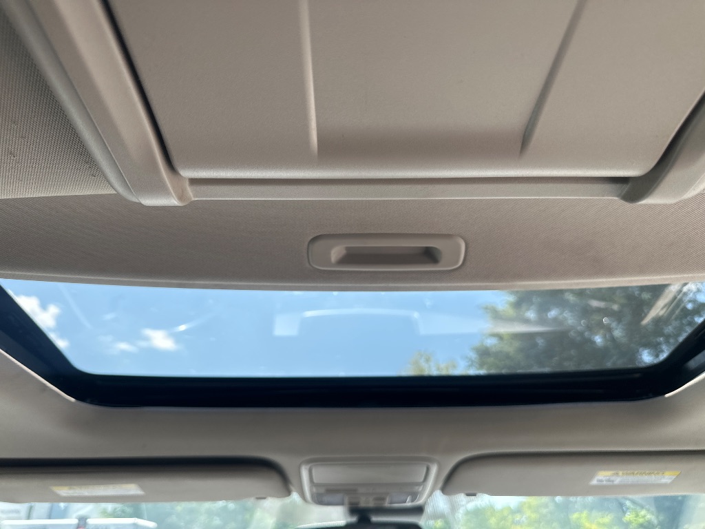 2016 Honda Odyssey - $14,499