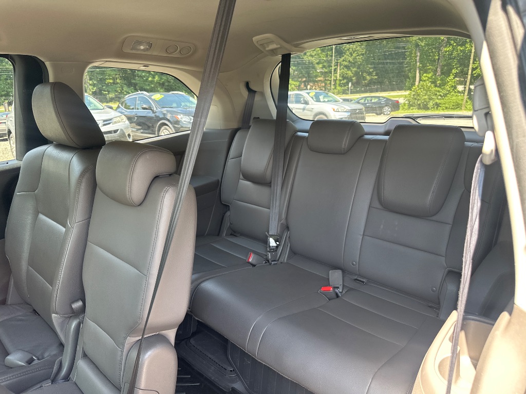 2016 Honda Odyssey - $14,499