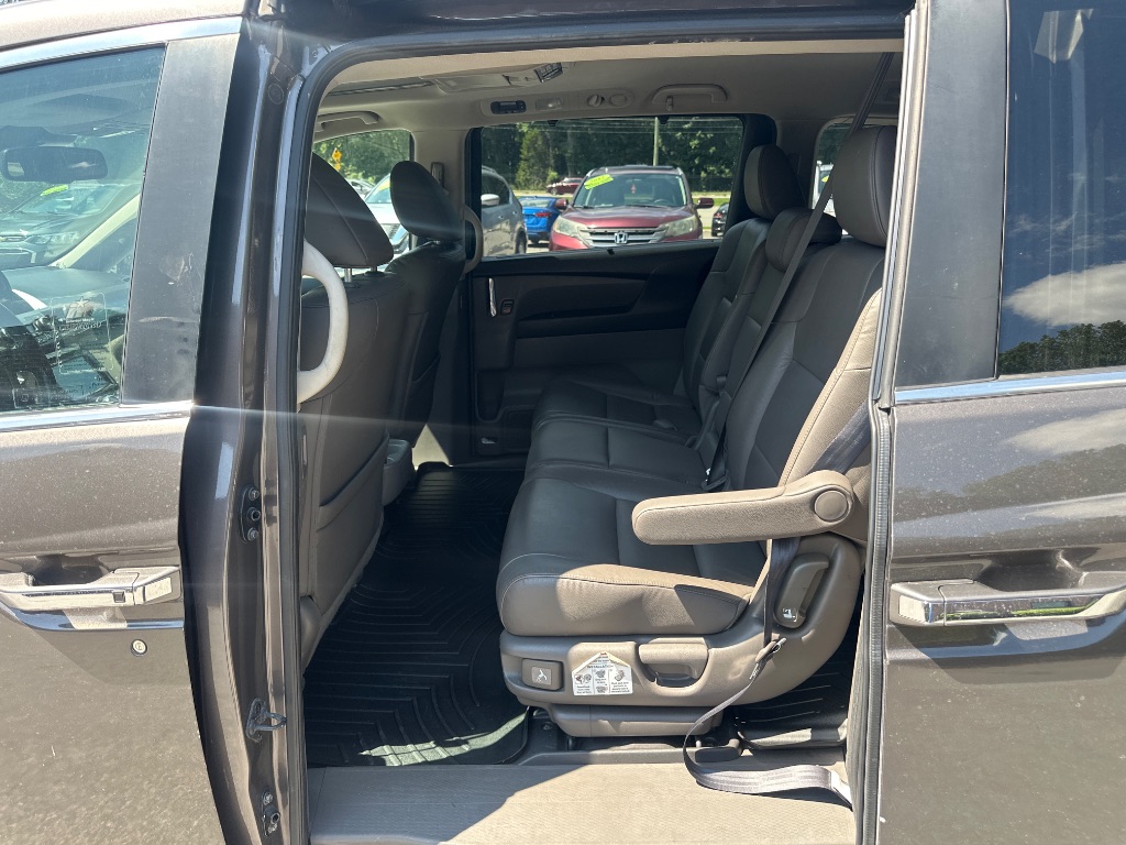 2016 Honda Odyssey - $14,499