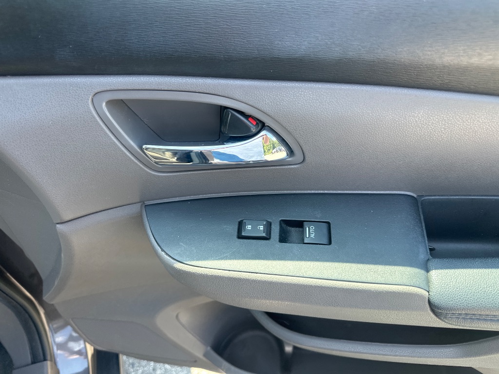 2016 Honda Odyssey - $14,499