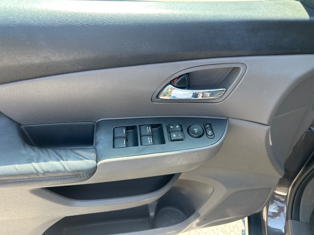 2016 Honda Odyssey - $14,499