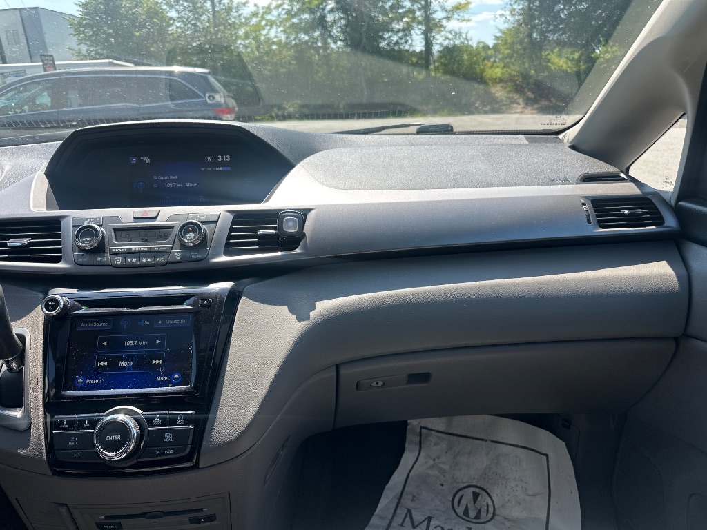 2016 Honda Odyssey - $14,499