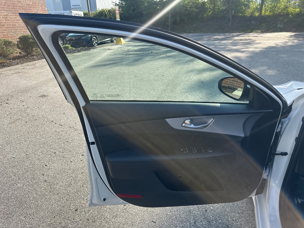 2024 Kia Forte - $14,999