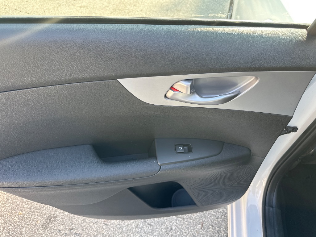 2024 Kia Forte - $14,999