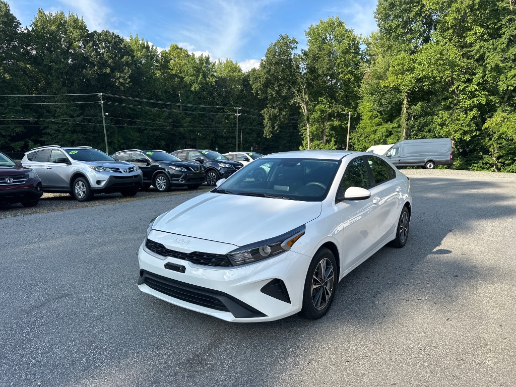 2024 Kia Forte - $14,999
