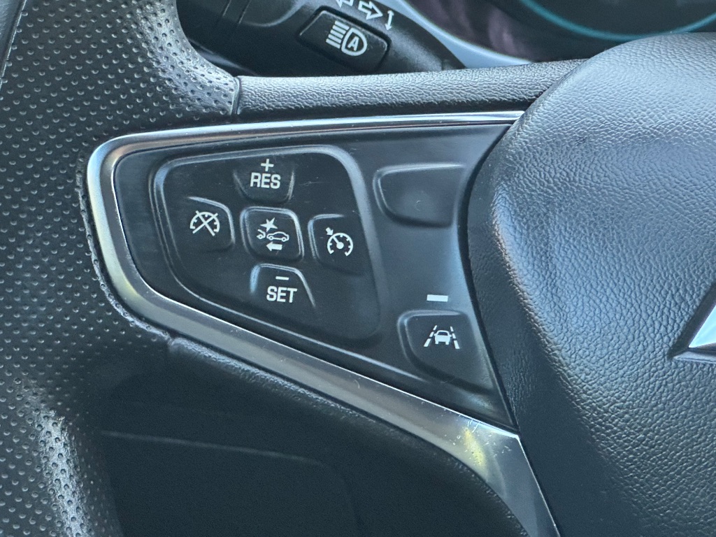 2023 Chevrolet Malibu - $12,999
