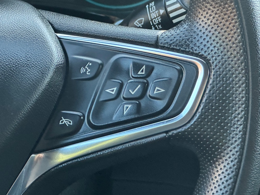 2023 Chevrolet Malibu - $12,999