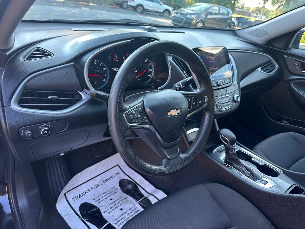 2023 Chevrolet Malibu - $12,999