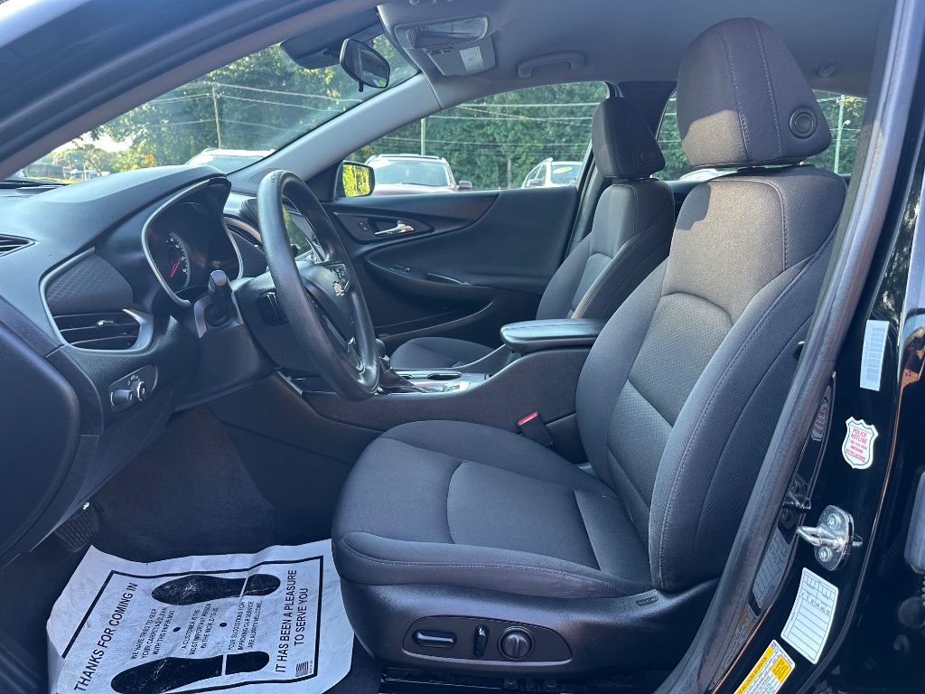 2023 Chevrolet Malibu - $12,999