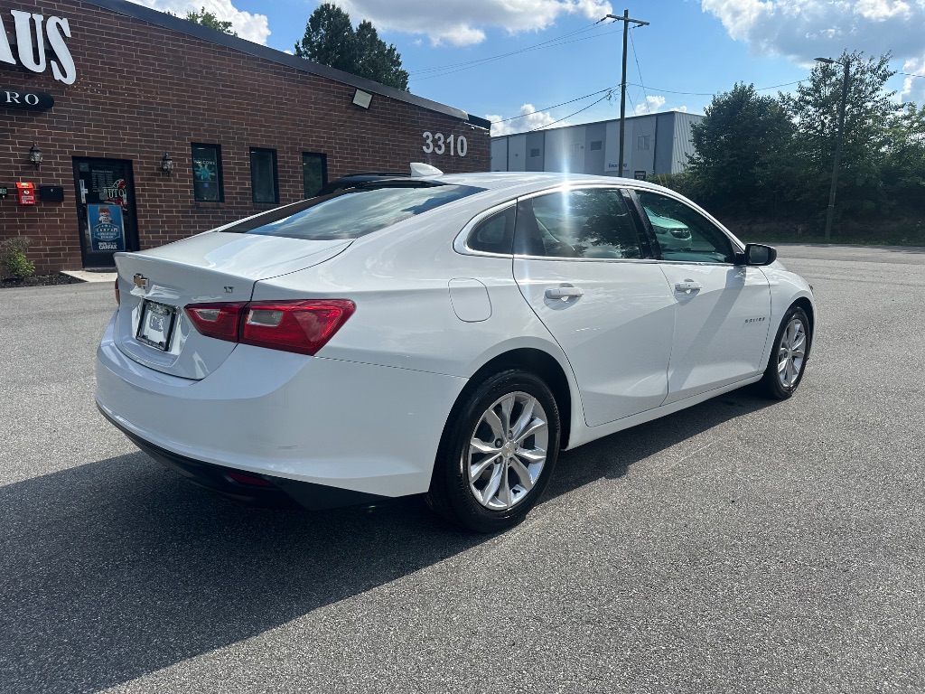 2023 Chevrolet Malibu - $12,800