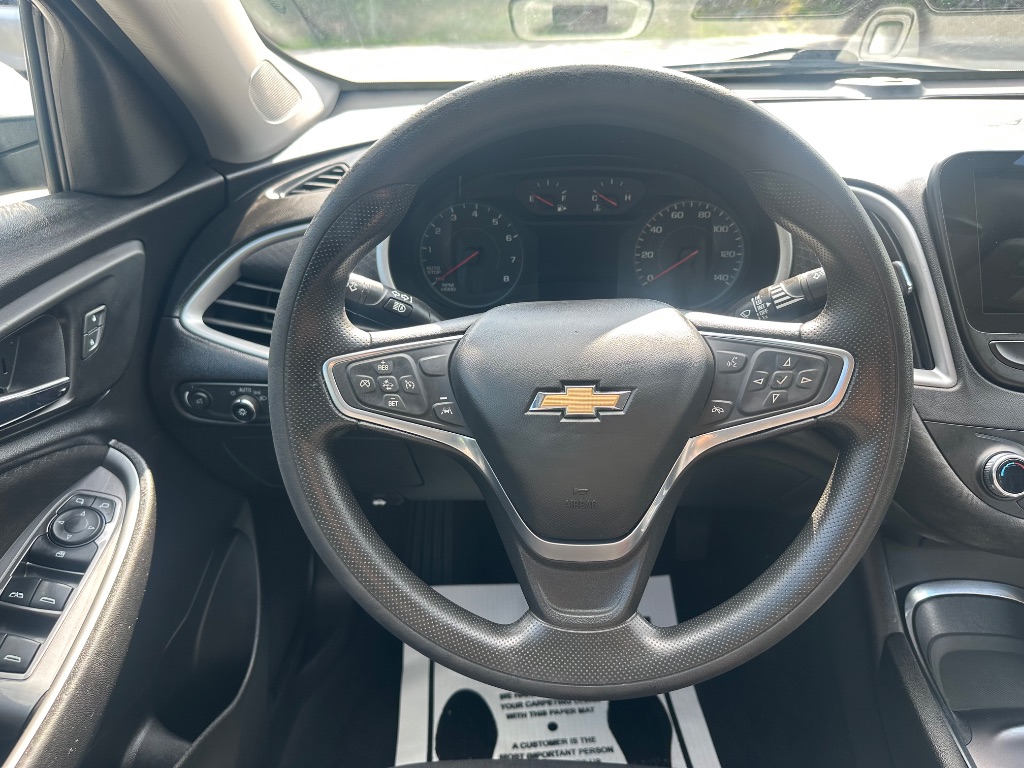 2023 Chevrolet Malibu - $12,800