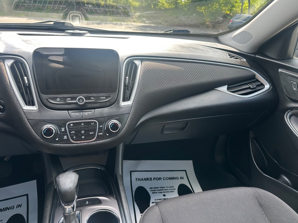 2023 Chevrolet Malibu - $12,800