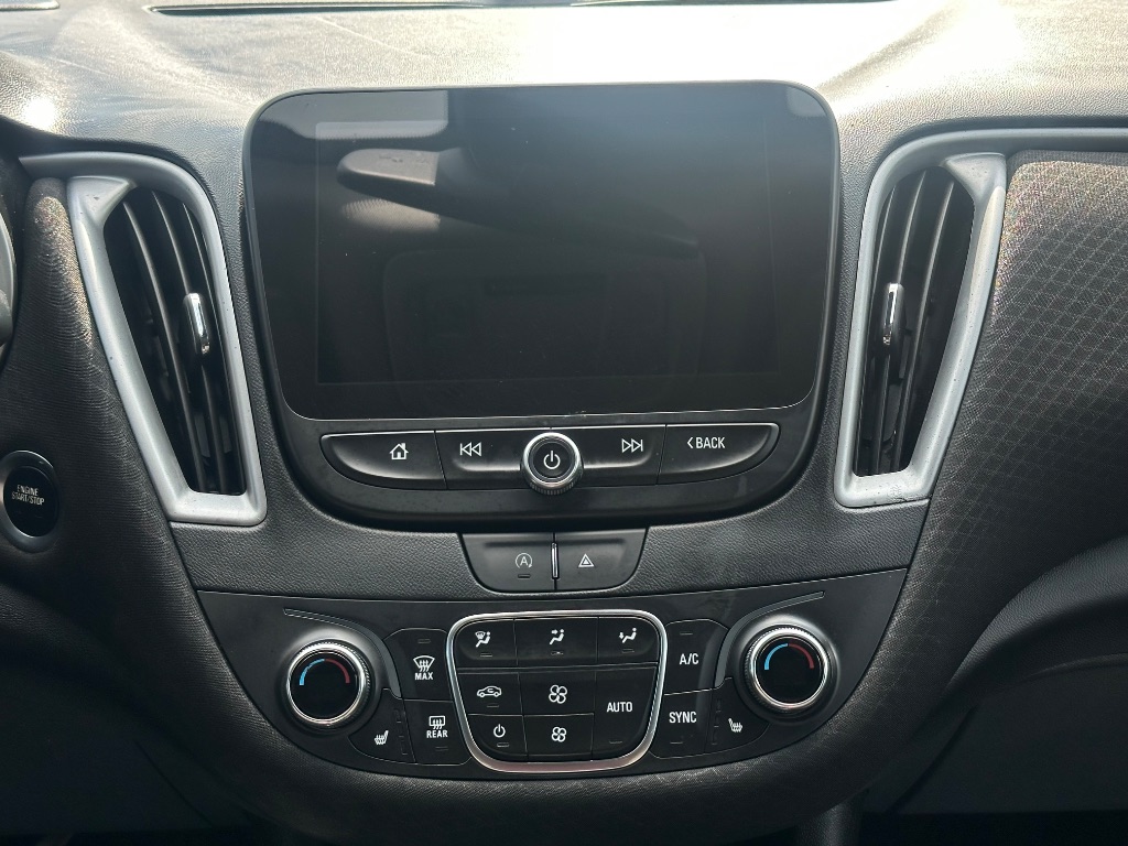 2023 Chevrolet Malibu - $12,800
