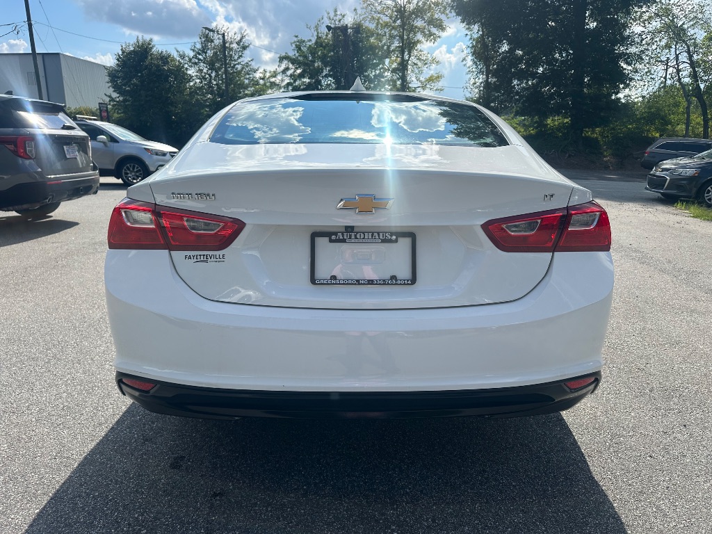 2023 Chevrolet Malibu - $12,800