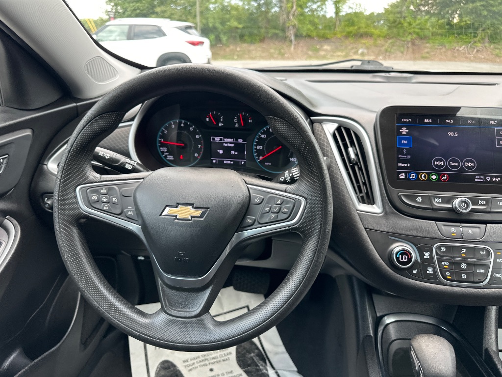 2023 Chevrolet Malibu - $15,499