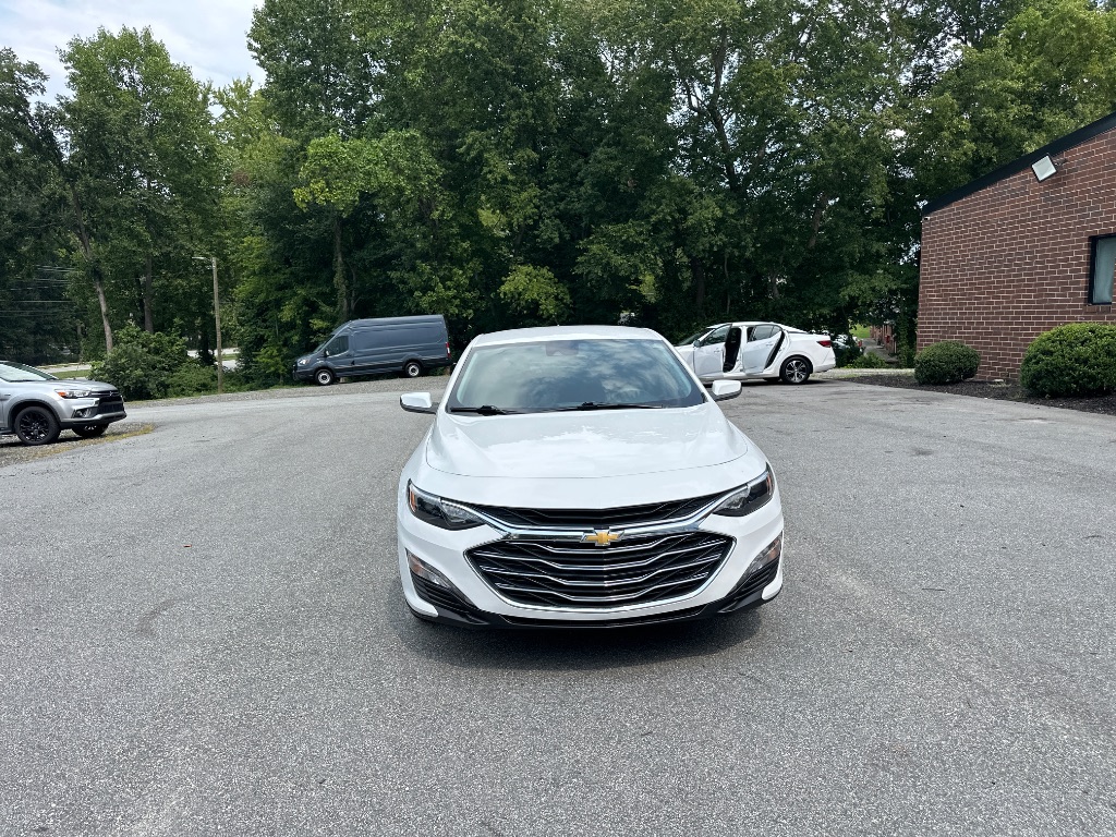 2023 Chevrolet Malibu - $15,499