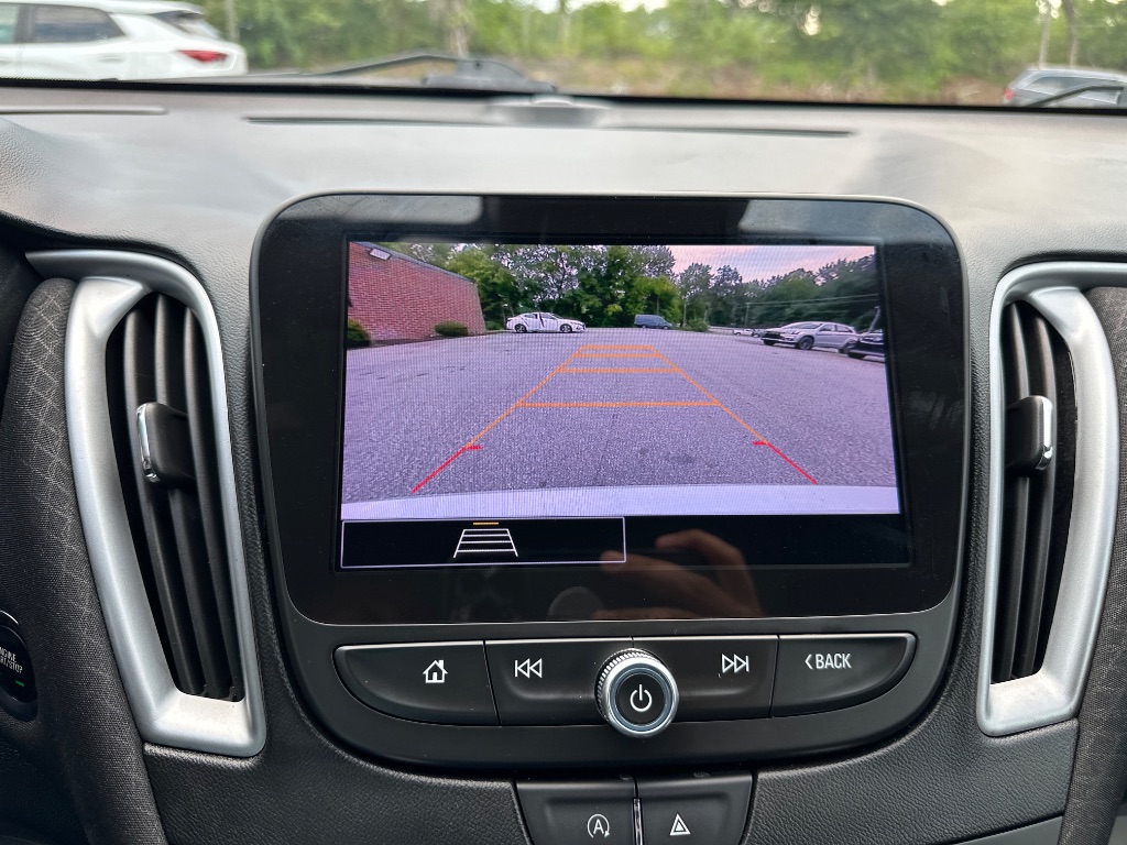 2023 Chevrolet Malibu - $15,499