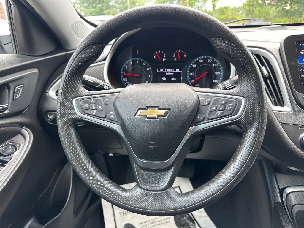 2023 Chevrolet Malibu - $15,499