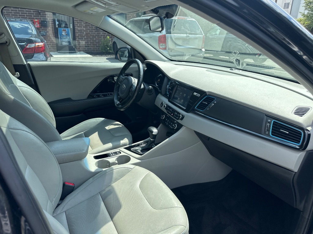 2017 Kia Niro - $11,499