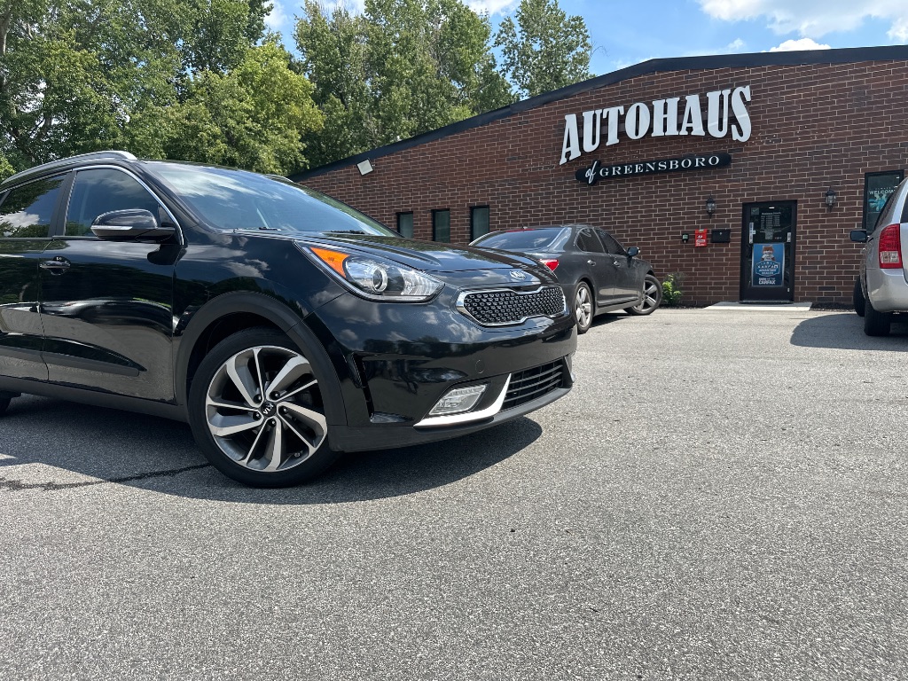 2017 Kia Niro - $11,499