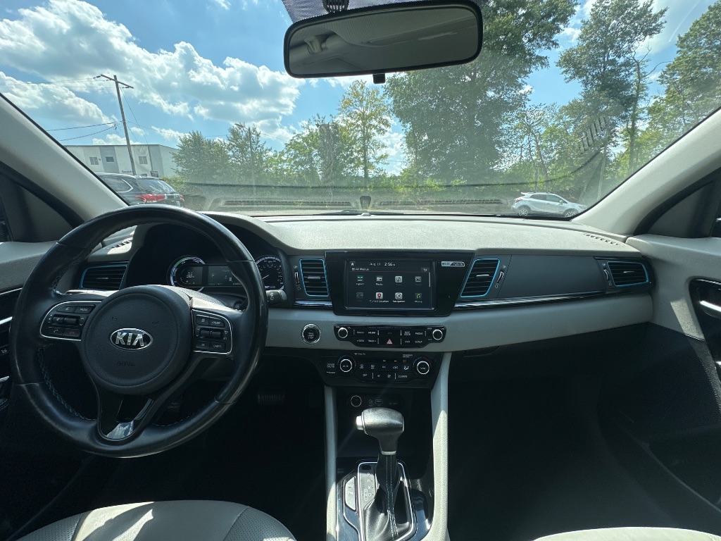 2017 Kia Niro - $11,499