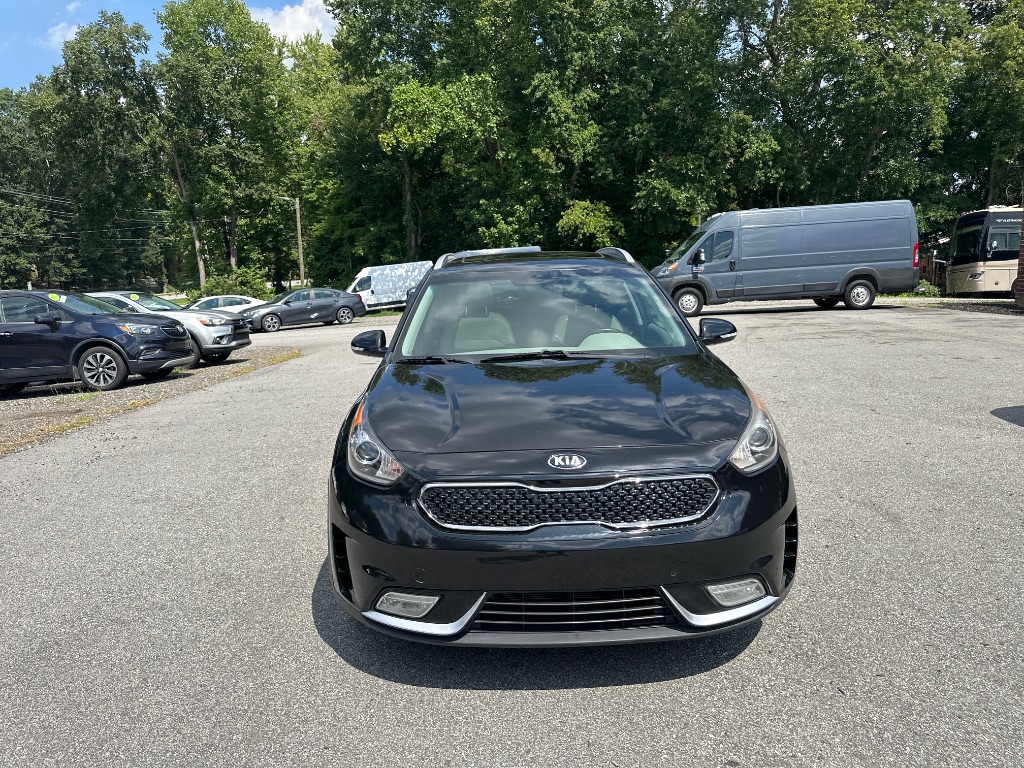 2017 Kia Niro - $11,499