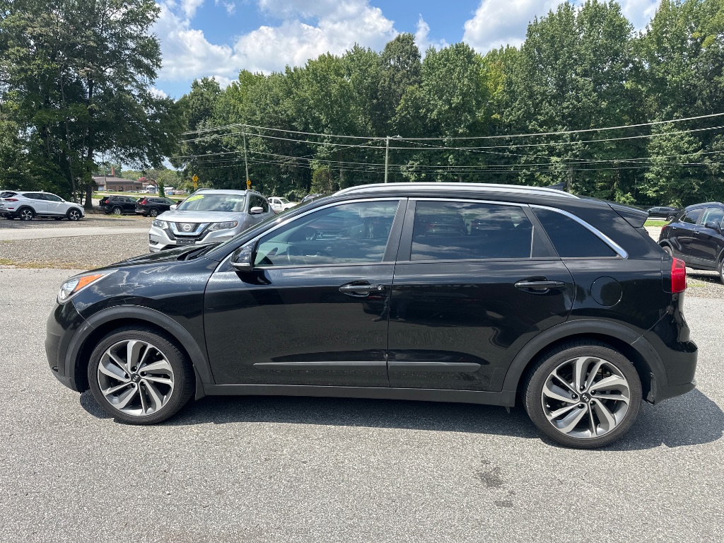 2017 Kia Niro - $11,499