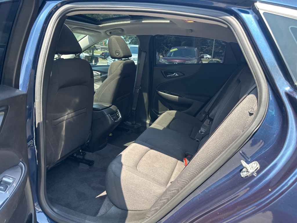 2022 Chevrolet Malibu - $13,999