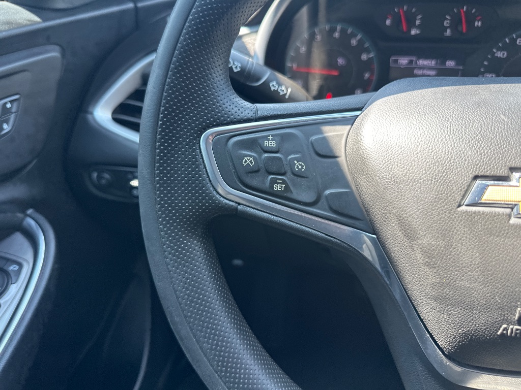2022 Chevrolet Malibu - $13,999