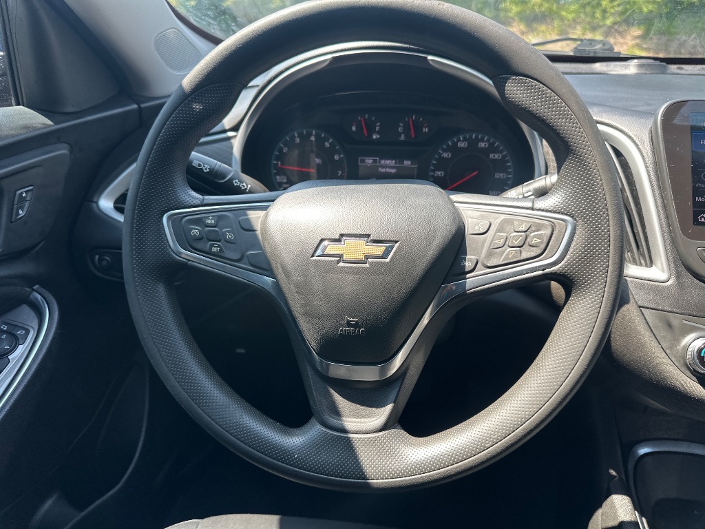 2022 Chevrolet Malibu - $13,999
