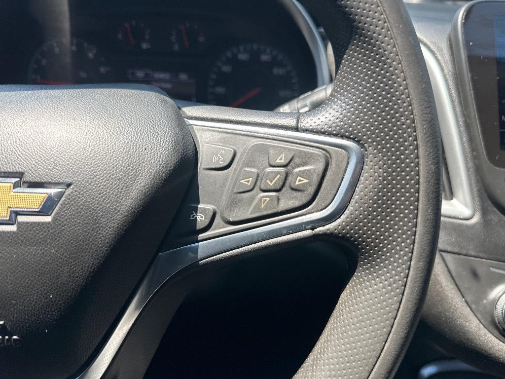 2022 Chevrolet Malibu - $13,999