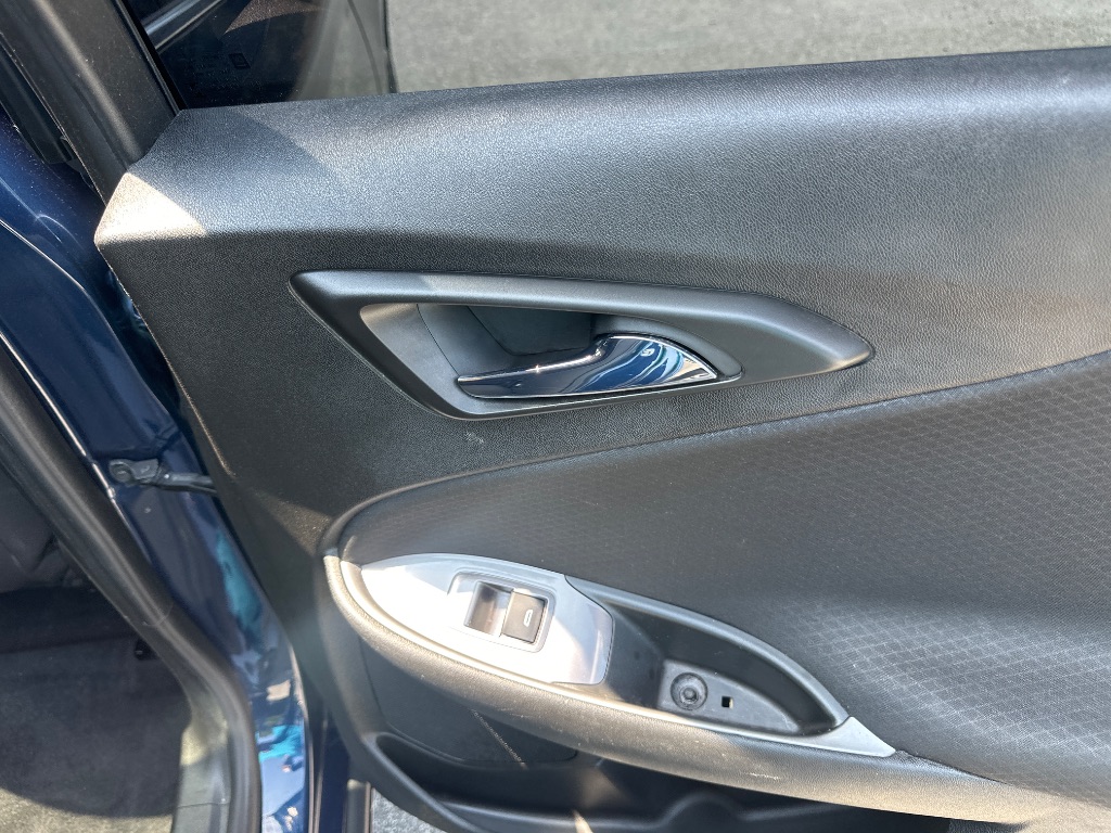2022 Chevrolet Malibu - $13,999