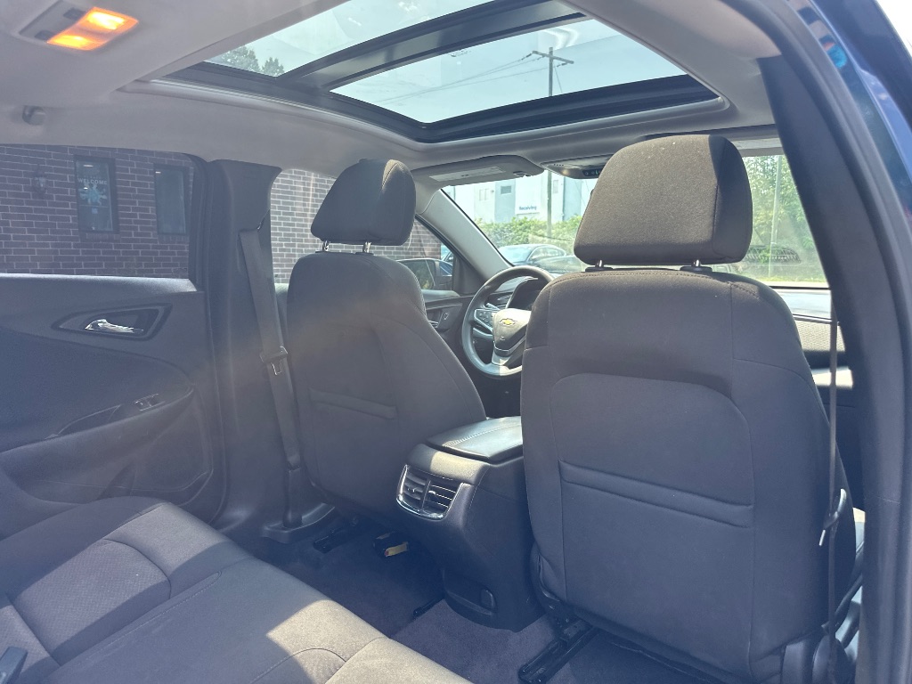 2022 Chevrolet Malibu - $13,999