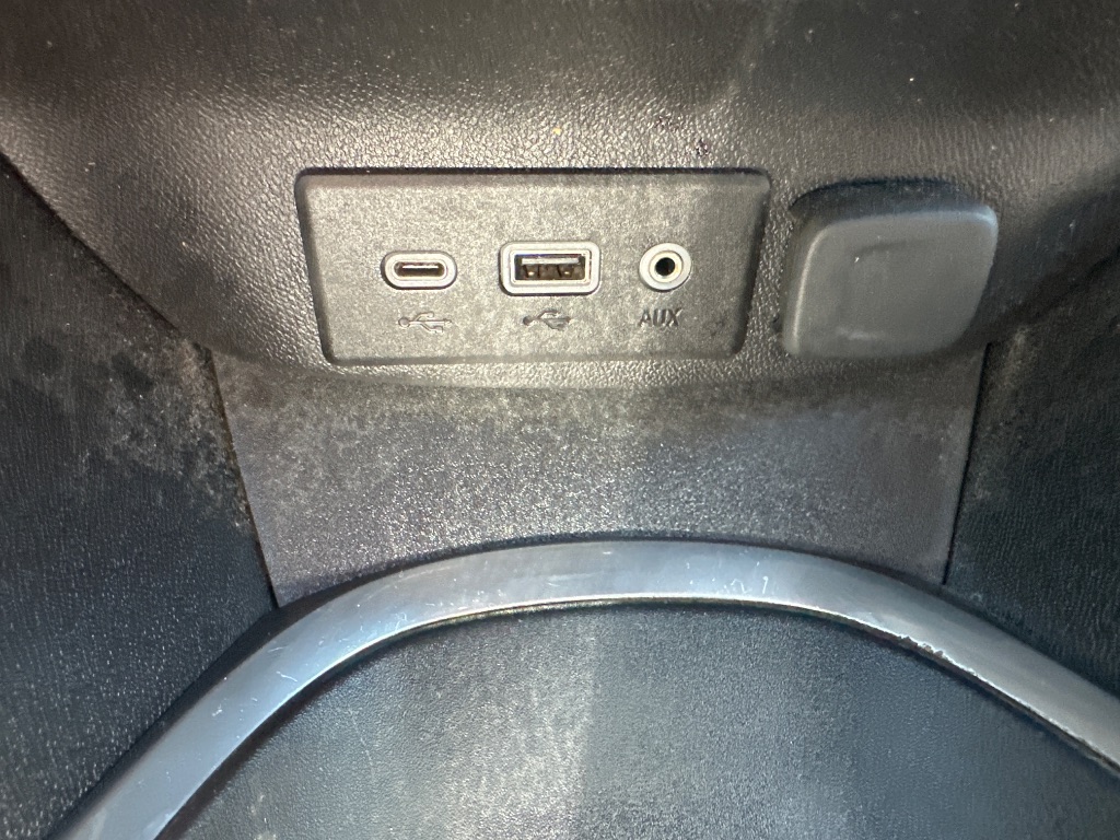 2022 Chevrolet Malibu - $13,999