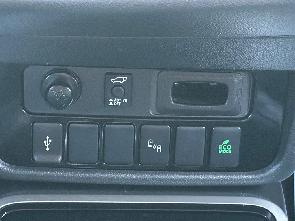 2020 Mitsubishi Outlander - $12,999