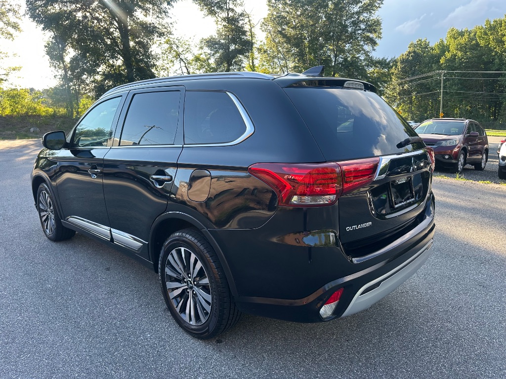 2020 Mitsubishi Outlander - $12,999
